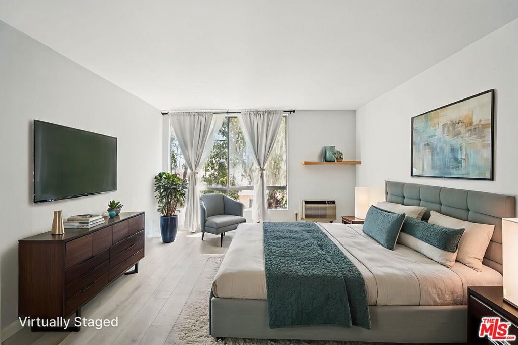 Photo of Listing #25563633