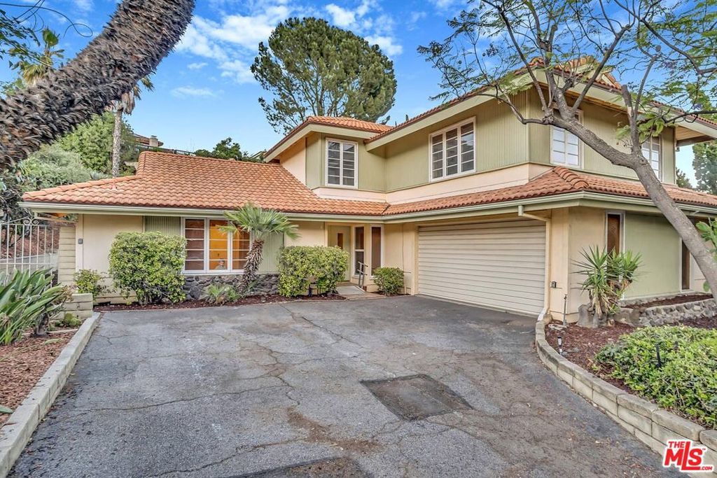 Photo of Listing #25561809