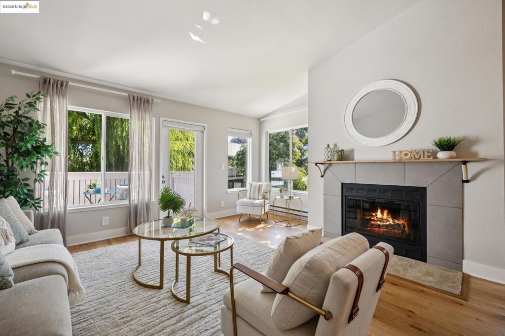 Photo of Listing #41104378