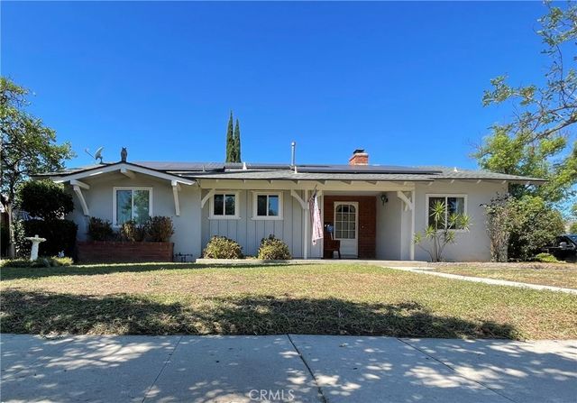 7957 Sausalito Avenue, West Hills