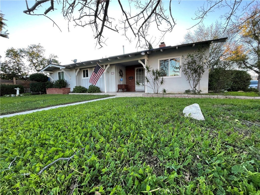 Photo of Listing #SR25155836