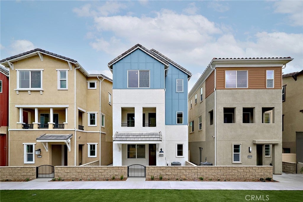 Photo of Listing #OC25156468