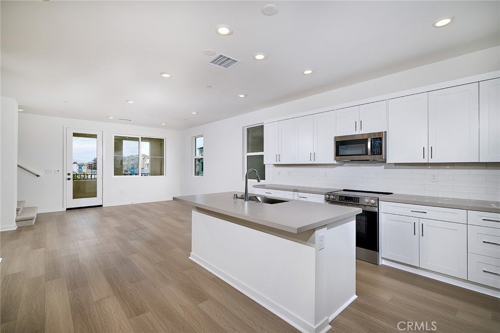 Photo of Listing #OC25156462