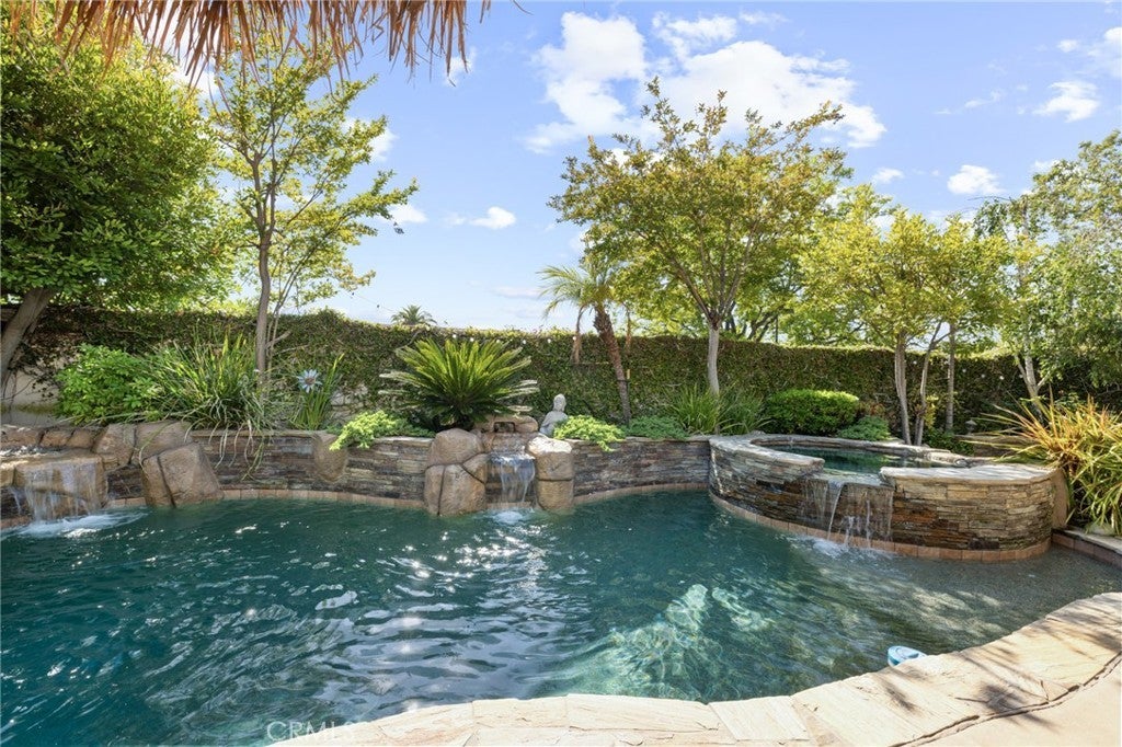 29 Hemingway Ct, Trabuco Canyon