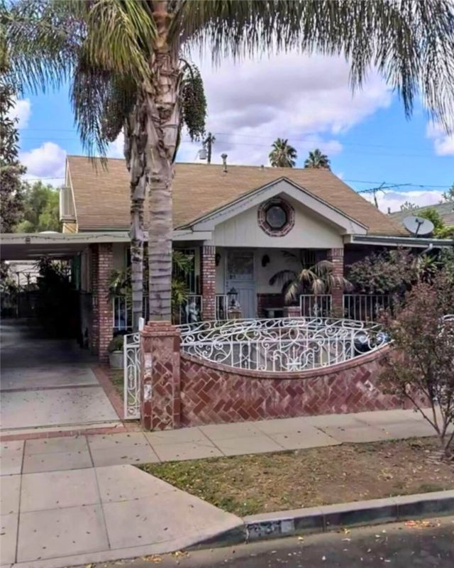 431 N Workman Street, San Fernando
