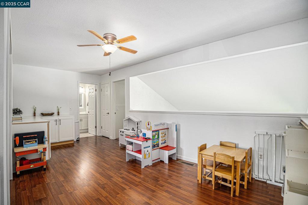 Photo of Listing #41104872