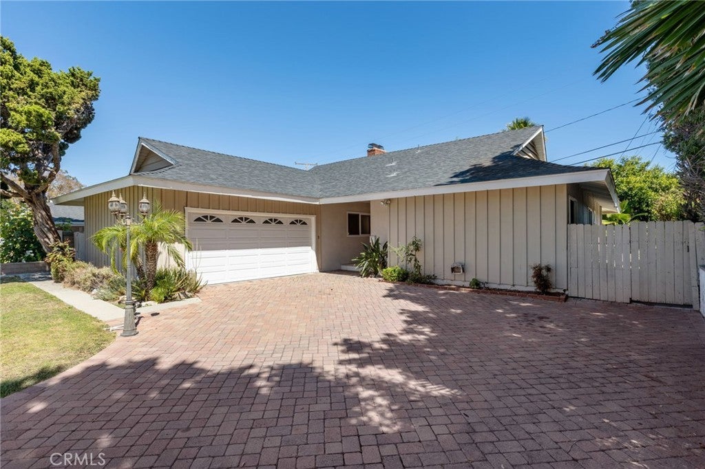 Photo of Listing #SB25159616