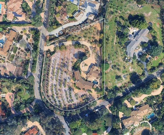 6858 Las Colinas, Rancho Santa Fe.