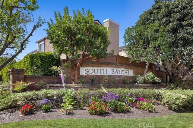 2123 Shelburne Way 29, Torrance.