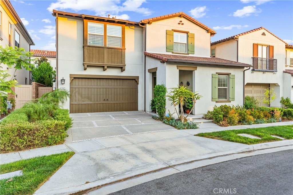 202 Geyser, Irvine