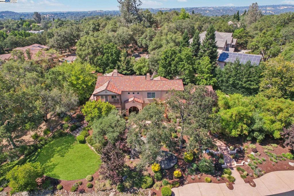 Photo of Listing #41105142