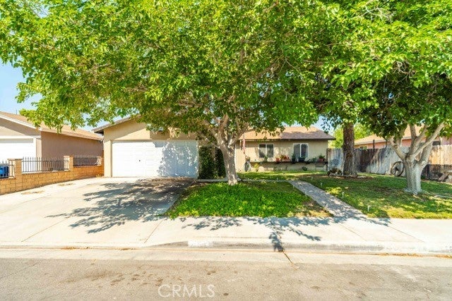 43335 Echard Avenue, Lancaster