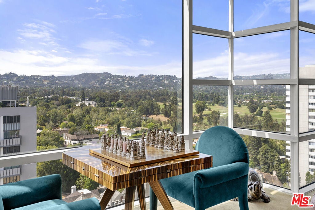 Photo of Listing #25566661