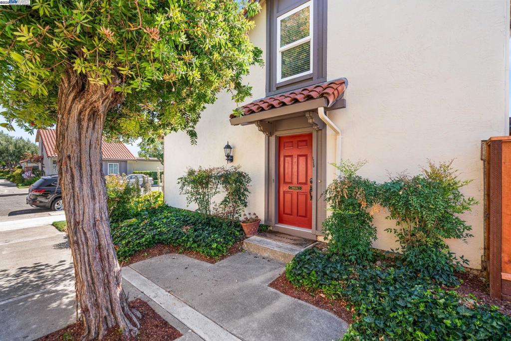 1550 Calle Enrique, Pleasanton