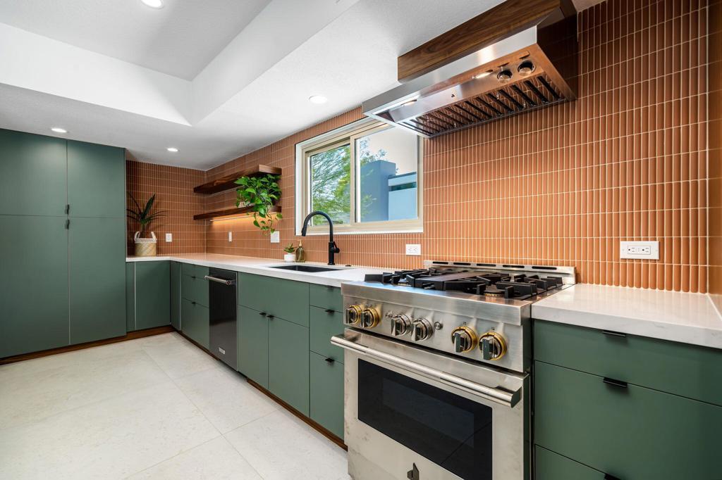 Photo of Listing #219132904DA