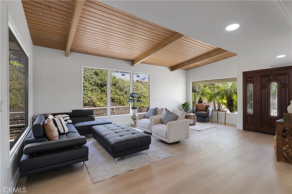 Photo of Listing #PW25159873