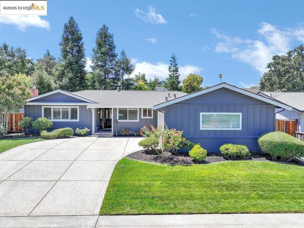 Photo of Listing #41105383