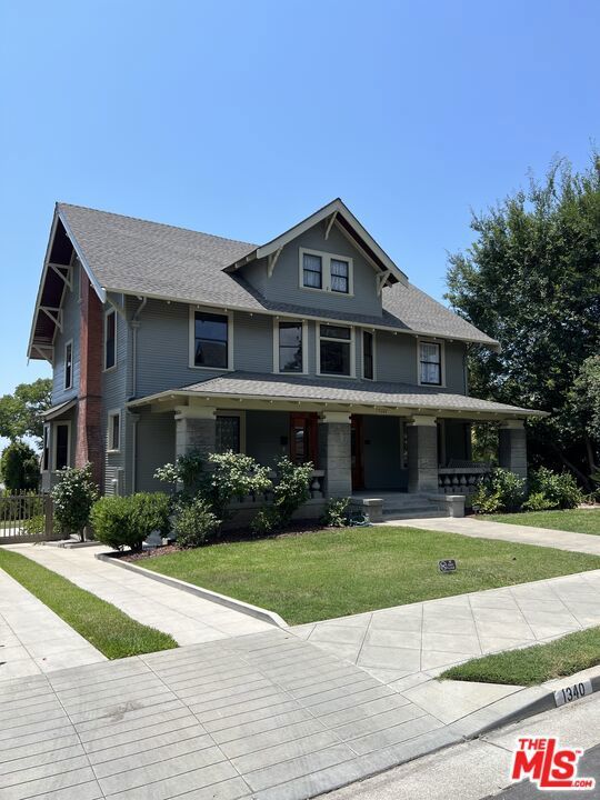 Photo of Listing #25567323