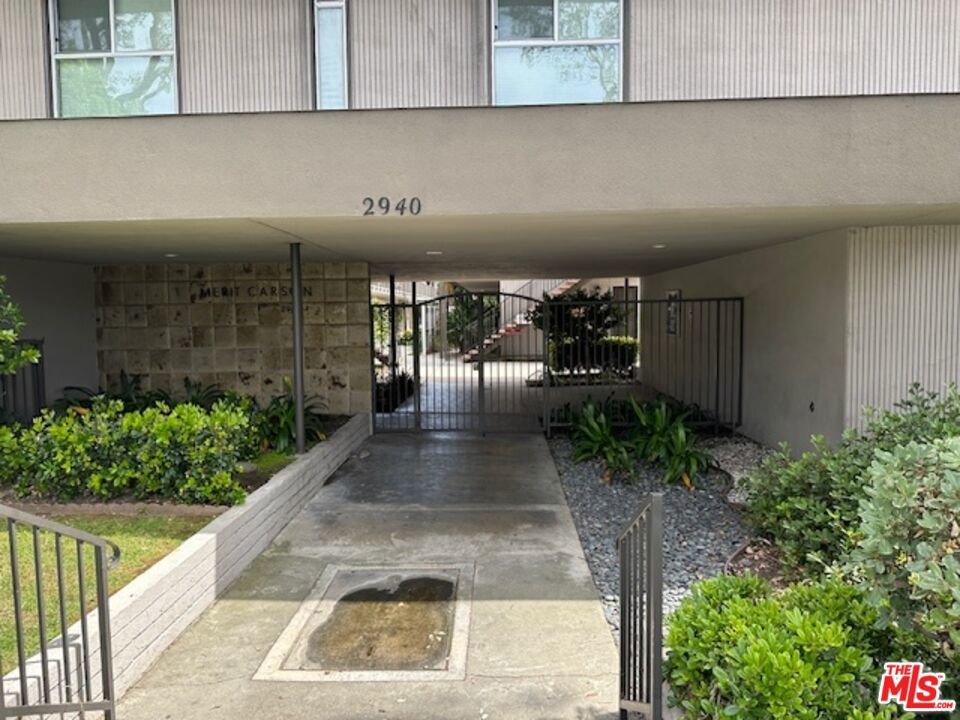 2940 W Carson Street 122