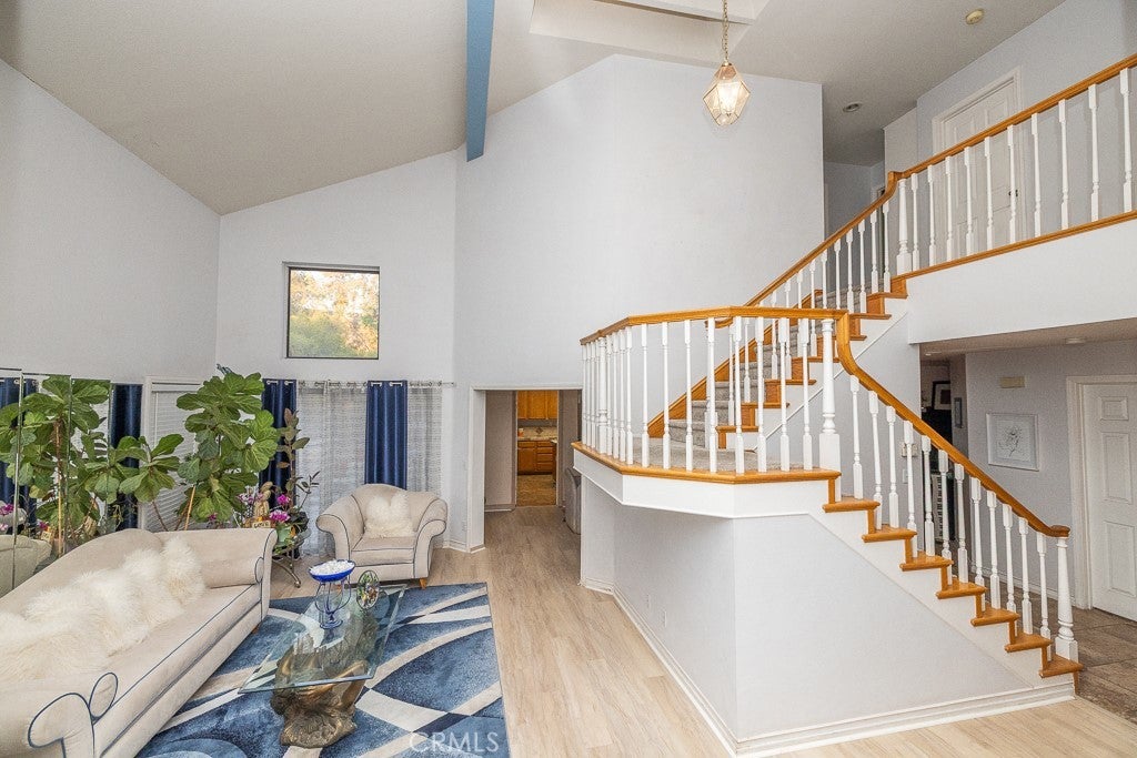 Photo of Listing #SR25153065