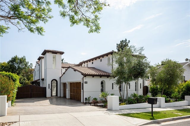 375 Santa Isabel Avenue, Newport Beach