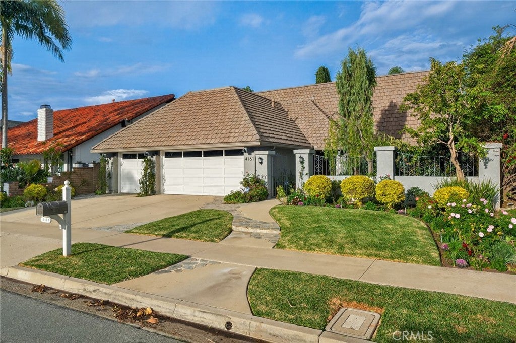 Photo of Listing #OC25163892