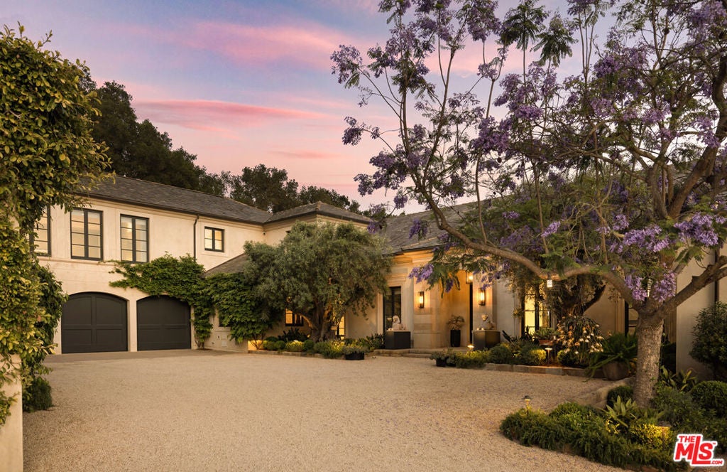 Photo of Listing #25567819