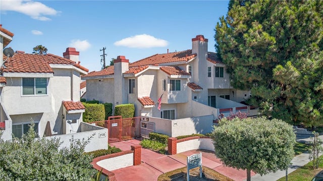 2720 Gramercy Avenue 5, Torrance.