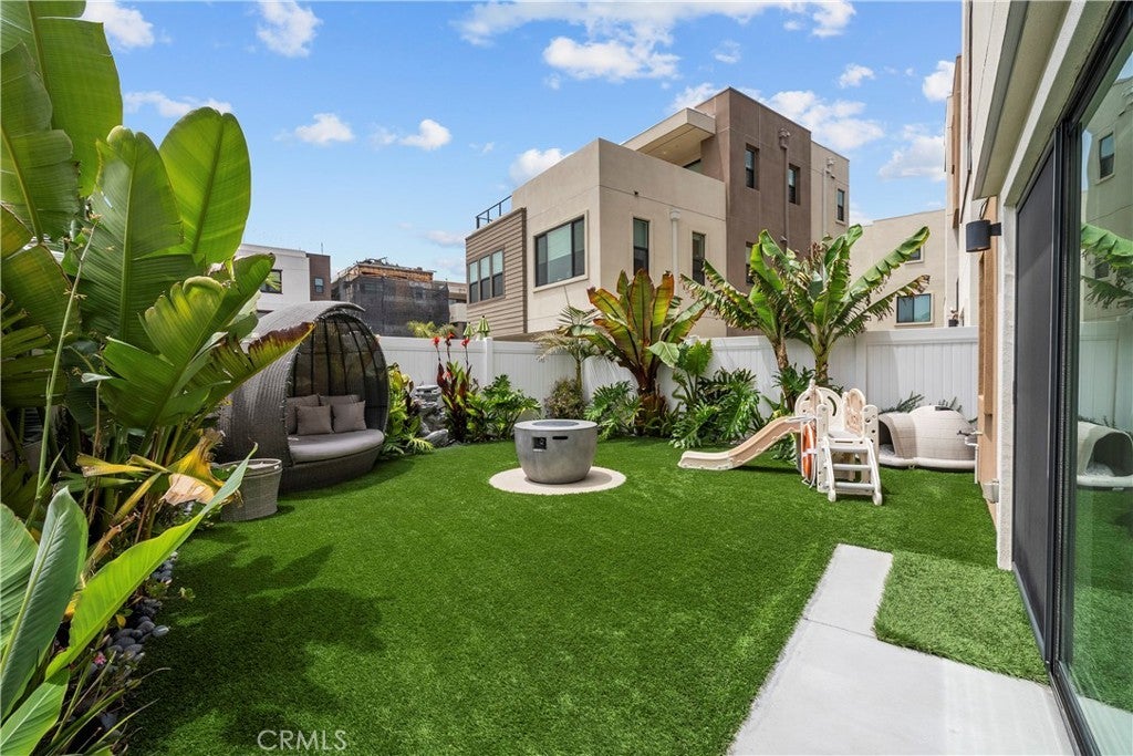 Photo of Listing #SR25165010