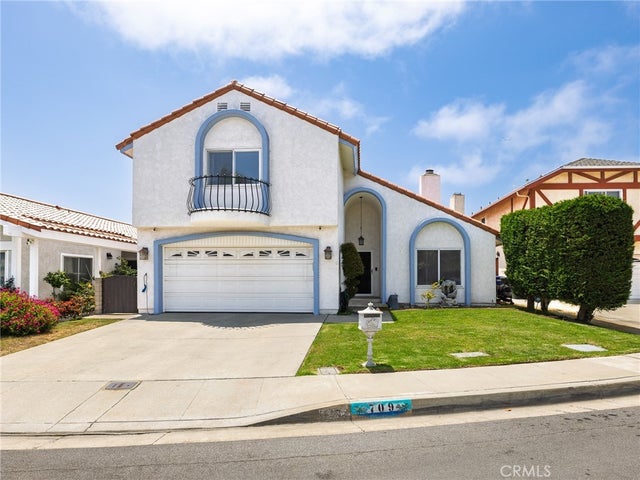 709 Redwood Avenue, El Segundo.