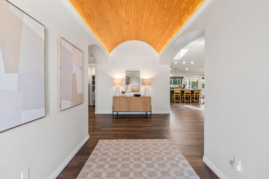 Photo of Listing #NDP2507277