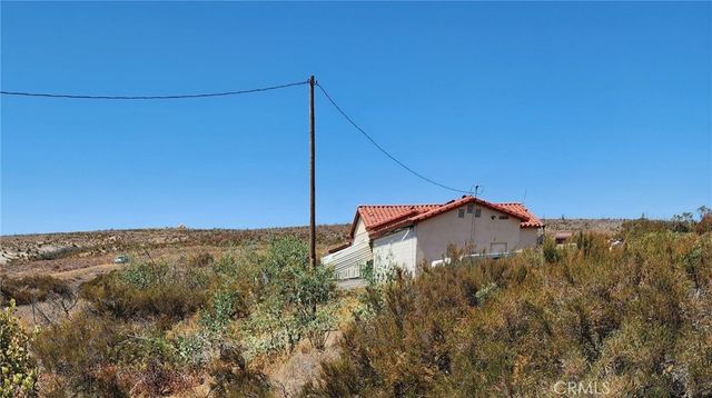 32701 Red Mountain, Hemet