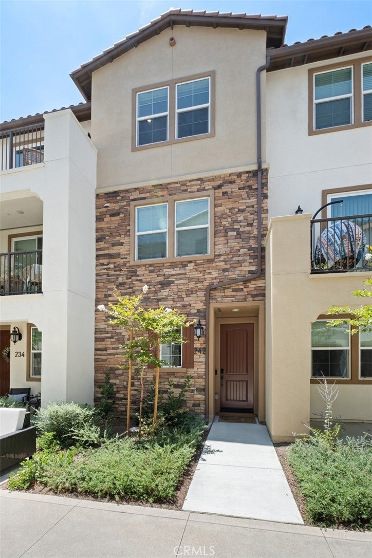 Photo of Listing #OC25165771