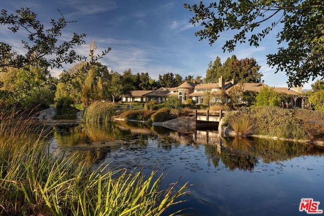 1430 Count Fleet Street, Santa Ynez