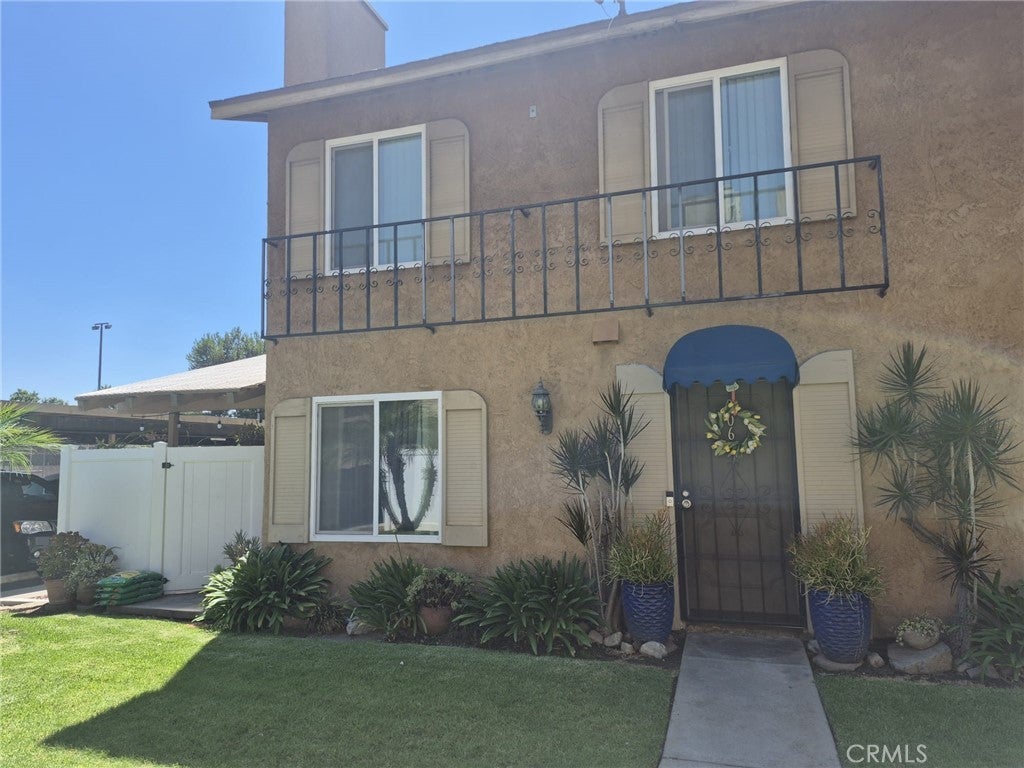 906 Mountain Avenue # A, Ontario