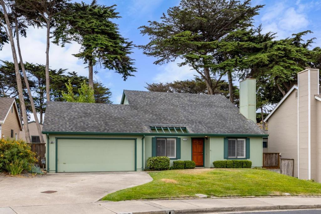 Photo of Listing #ML82015946