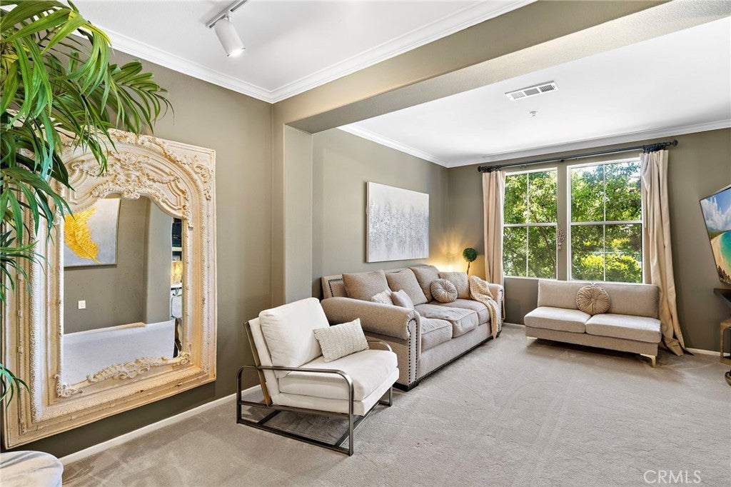 Photo of Listing #OC25169436