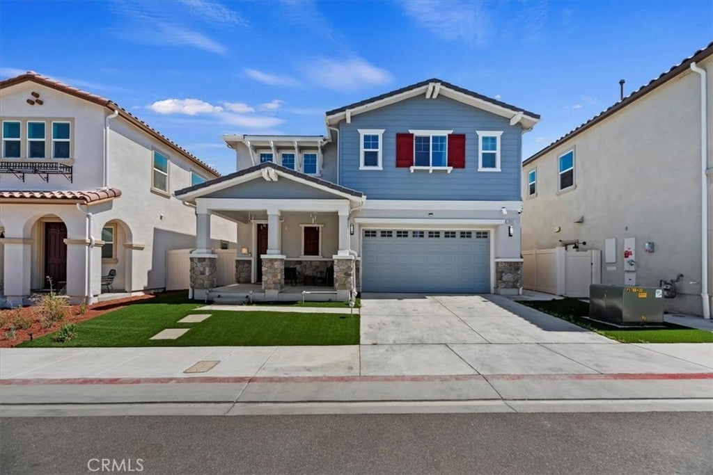 Photo of Listing #IV25169520