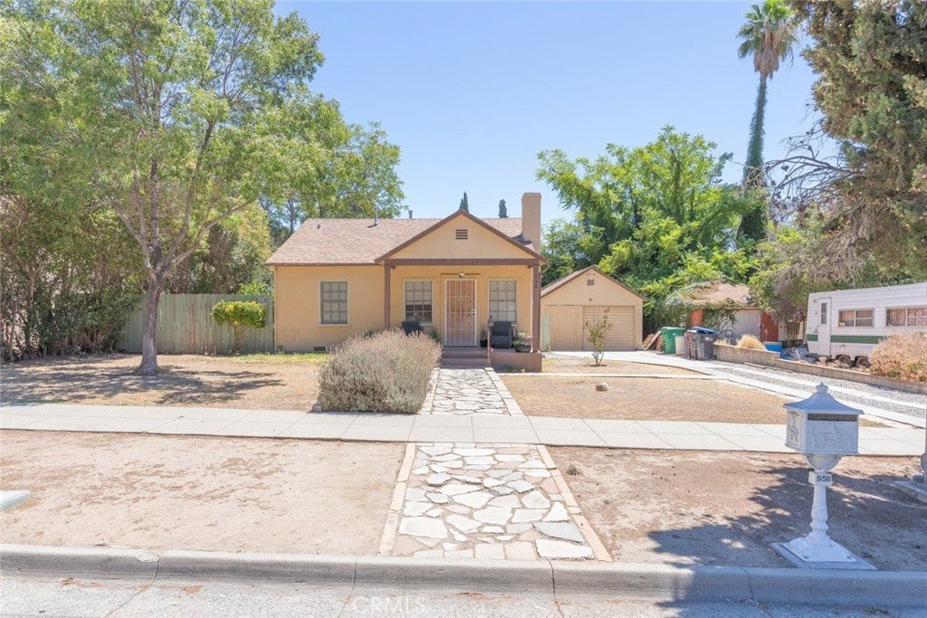 958 1st Street, Banning