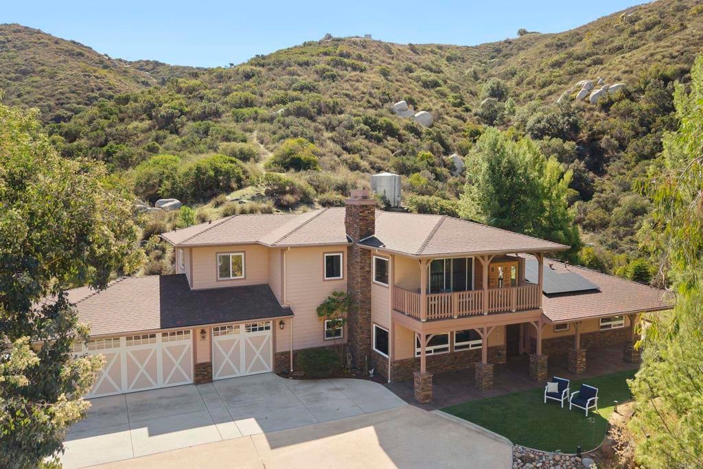 Photo of Listing #PTP2505749