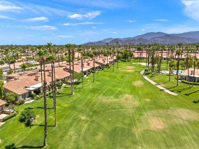 38915 Wisteria Drive, Palm Desert