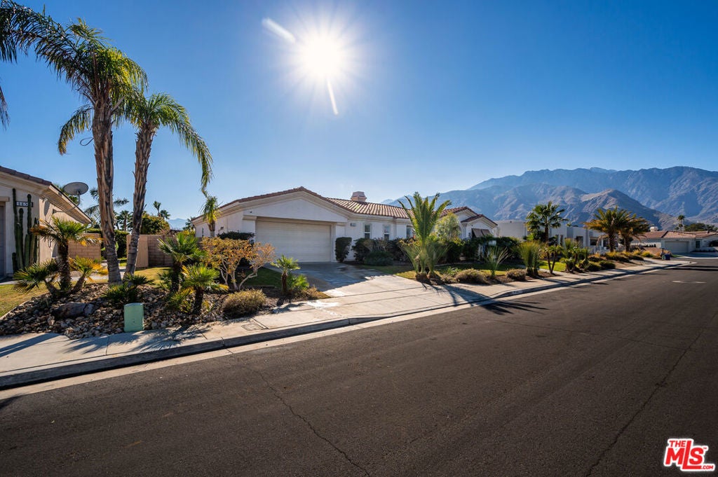 1441 Lorena Way, Palm Springs