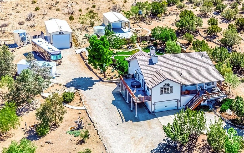 11720 Honeybee Lane, Juniper Hills