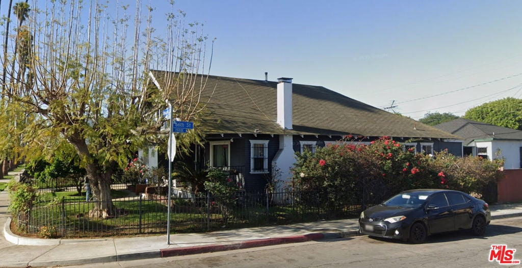 6601 Miramonte Boulevard, Los Angeles