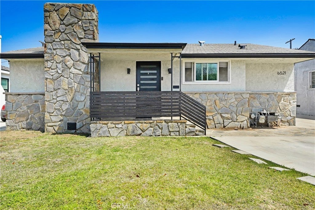 Photo of Listing #OC25166412