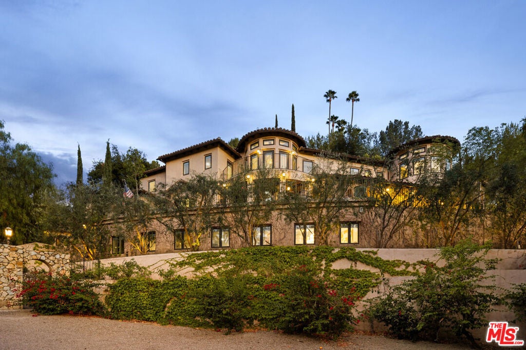 Photo of Listing #25554591