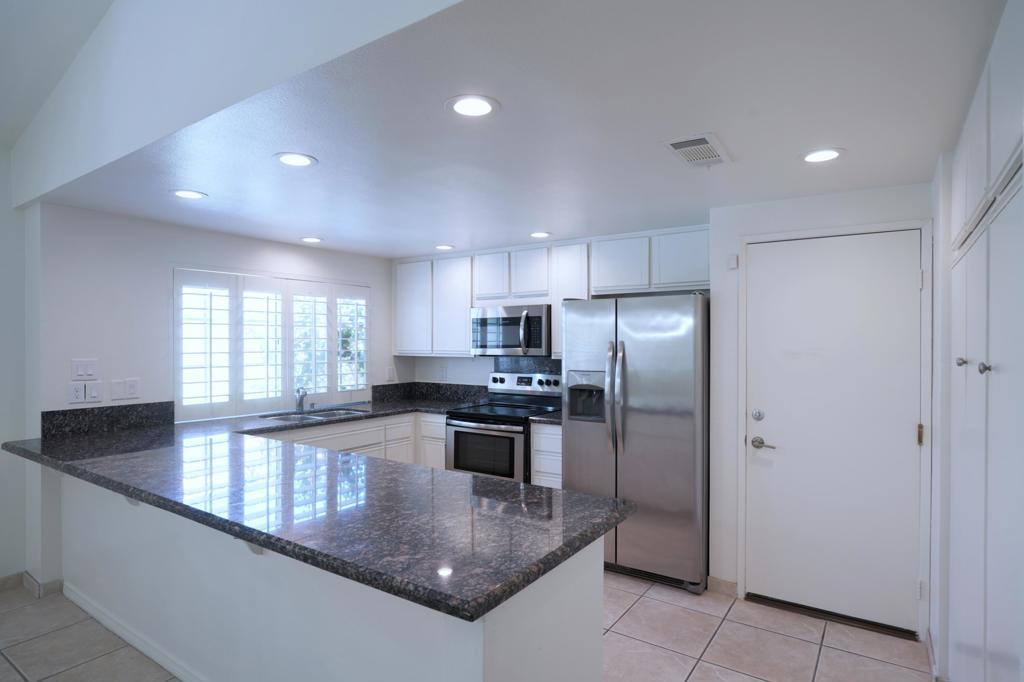 43902 Via Palma, Palm Desert