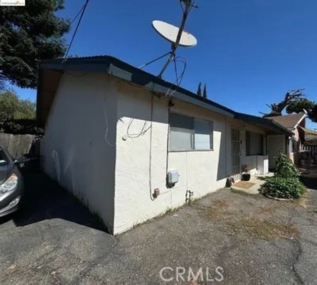 2127 Fairway, San Leandro