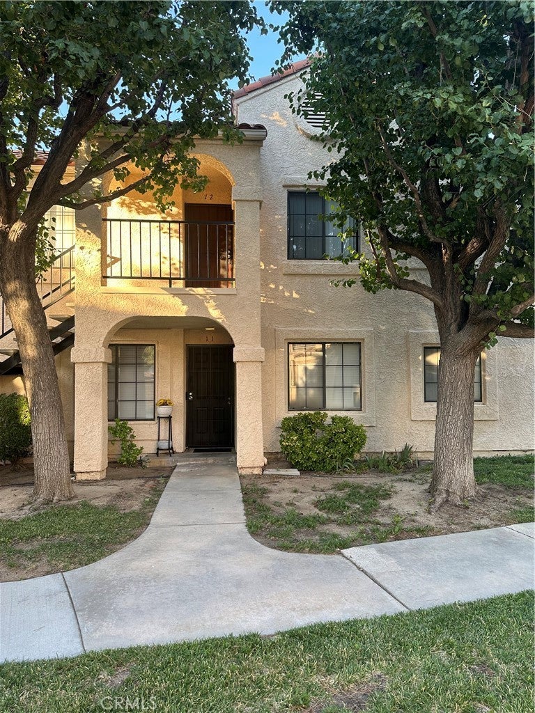 2554 Olive Drive 12, Palmdale