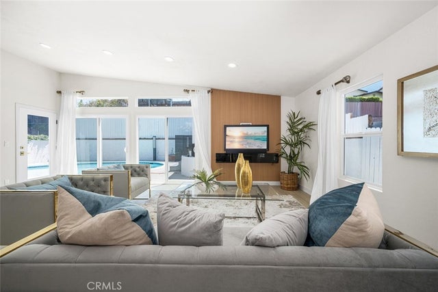 2733 Grand Summit Road, Torrance.